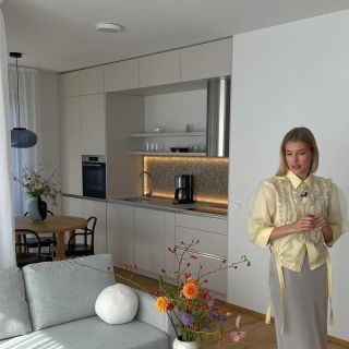 @jitkanovackova wearing upcycled shirt collection because it is hers 🤍 for @elledecorationczech